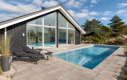 Ferienhäuser mit Pool in Henne Strand