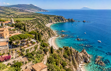 Ferienhäuser mit Pool in Capo Vaticano