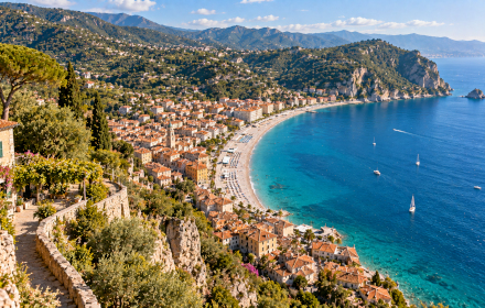 Ferienhäuser mit Pool in Finale Ligure