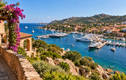 Ferienhäuser mit Pool in Porto Cervo