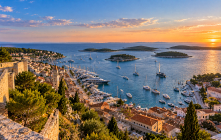 Ferienhäuser mit Pool in Hvar