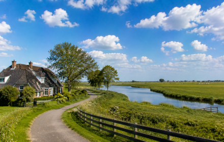 Ferienhäuser mit Pool in Friesland