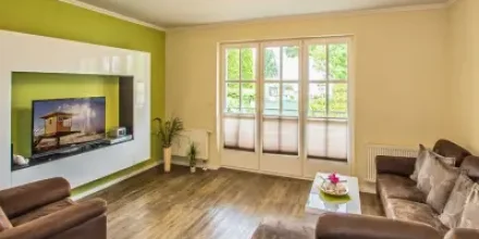 Schöne Ferienwohnung mit Pool 