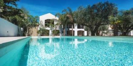 Wunderschönes Apartment mit Terrasse, Pool und Garten 
