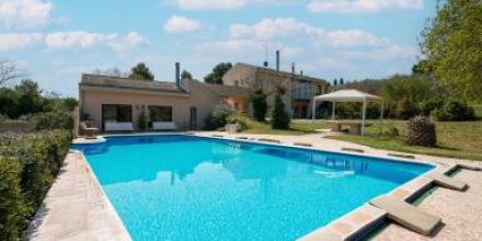 Villa mit Garten, Whirlpool und privatem Pool
