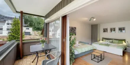Kinderfreundliches Studio mit beheiztem Pool, Sauna und Garten 