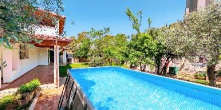 Kinderfreundliches Ferienhaus mit Grill, Pool und Terrasse 