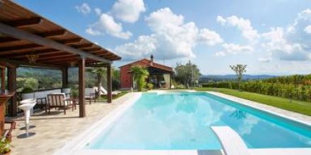 Familienorientierte wunderschöne Villa mit privatem Pool, Terrasse und Garten 
