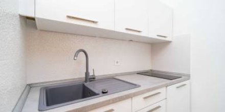 Charmantes Apartment mit Pool und Terrasse 