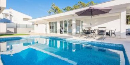 Ferienwohnung mit Grill, Pool und Garten 