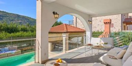 Familienorientierte Villa mit Sauna, Terrasse und privatem Pool 