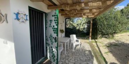 Unterkunft mit Grill, privatem Pool und Terrasse 