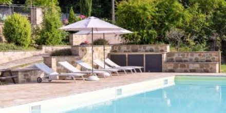 Agriturismo La Palazzetta di Assisi: Appartamento Melograno con loggia