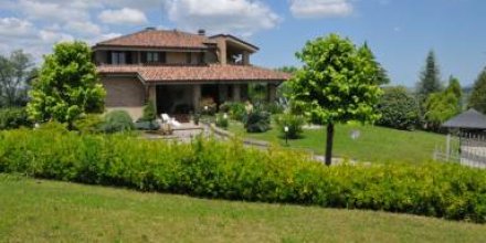 Familienfreundliche Villa mit privatem Pool, Grill und Terrasse 