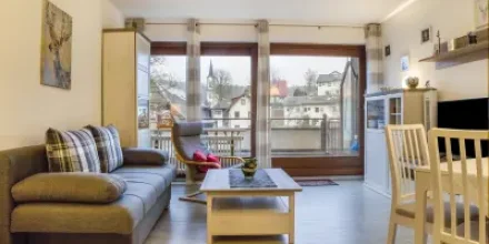 Wohnung mit beheiztem Pool und Sauna 