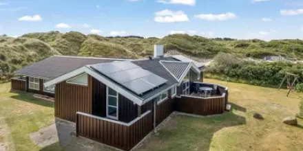 Familienorientiertes Ferienhaus mit Whirlpool, Terrasse und Sauna 