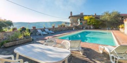 Familienfreundliches Ferienhaus mit Garten, Grill und Pool 