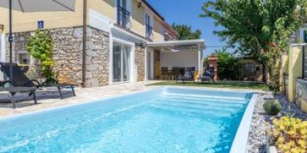 Ferienhaus mit privatem Pool und Terrasse