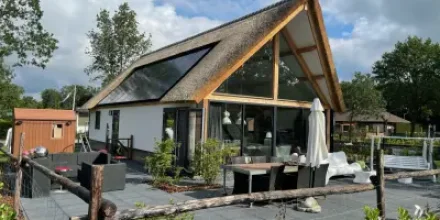 Villa mit Pool, Garten und Whirlpool 