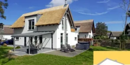 Familienorientiertes Ferienhaus mit Whirlpool, Pool und Garten