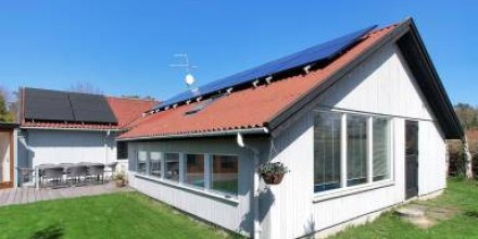 Ferienhaus mit Terrasse, privatem Pool und Sauna