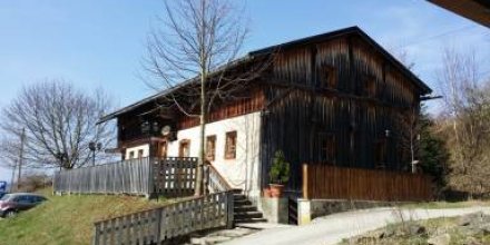 Wohnung mit beheiztem Pool, Sauna und Terrasse 