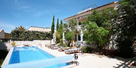 Ferienwohnung mit Garten, Grill und Terrasse