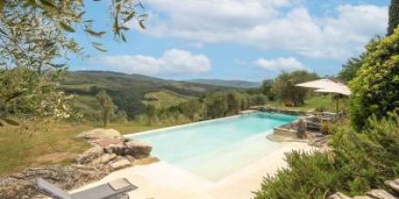 Villa mit Garten, Grill und Terrasse 
