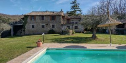 Kinderfreundliche wunderschöne Villa mit Grill, Terrasse und Garten 