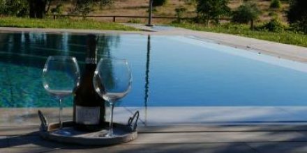 Voll ausgestattete wunderschöne Villa mit Pool, Grill und Terrasse 