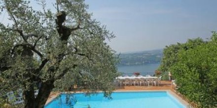 Apartment mit Grill, Terrasse und Pool 