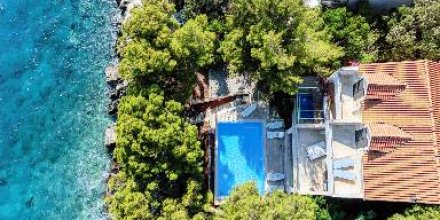 Villa mit Garten, privatem Pool und Terrasse