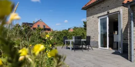Voll ausgestattetes gemütliches Ferienhaus mit Whirlpool, Pool und Sauna