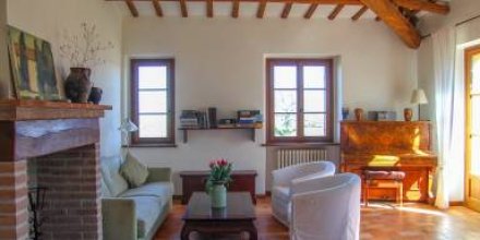 Familienfreundliches schönes Apartment mit Pool und Garten 
