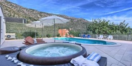 Villa La Mer – moderne Villa nahe Dubrovnik für zwölf Gäste mit Pool