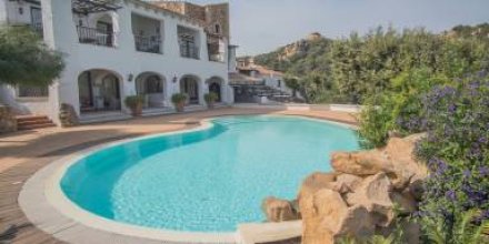 Kinderfreundliches wunderschönes Apartment mit Terrasse, Garten und Pool 