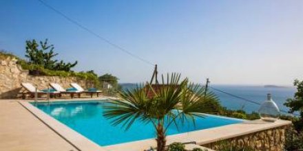 Voll ausgestattete gemütliche Villa mit Grill, Terrasse und Whirlpool 