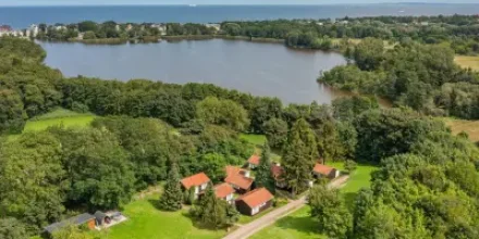 Ferienanlage Seepferdchen Haus 8 mit Sauna, Terrasse und Hotube