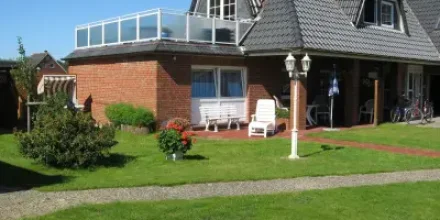 Schöne Wohnung mit Grill, Pool und Terrasse 