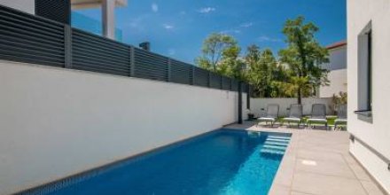 Ferienwohnung BP LUX Njivice Privater Pool und Garten
