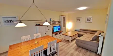 Kinderfreundliche wunderschöne Wohnung mit beheiztem Pool und Sauna 