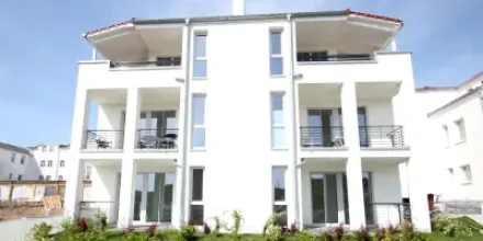Villa Antje FeW10: Balkon, Schwimmbad, eigene Sauna