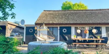 Ferienhaus Büdnerstube Haus: Garten, Sauna, Schwimmbad