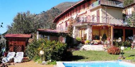 Schöne Ferienwohnung mit Grill, Garten und Pool 