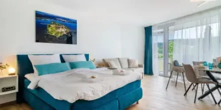 Apartment mit Pool, Garten und Sauna 