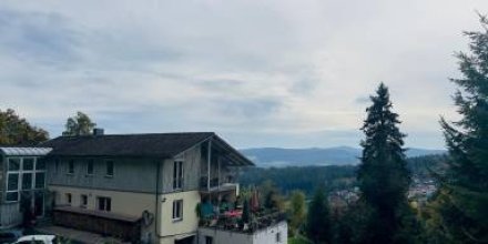 Kinderfreundliches Apartment mit Pool, Garten und Grill 