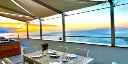 Villa mit Grill, Whirlpool und Garten