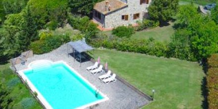 Kinderfreundliches Ferienhaus mit privatem Pool, Garten und Terrasse 