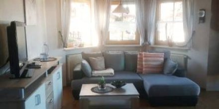Wohnung mit Pool, Grill und Terrasse 