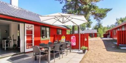 Tolles Ferienhaus mit Terrasse, Pool und Grill 